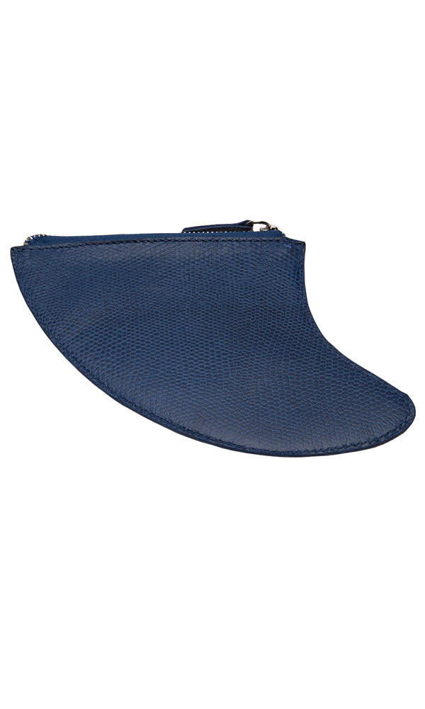 Maslin and Co.
Fin Coin Purse
No life guard needed! The Fin coin purse from Maslin and Co. will house any spare change and even fit your favorite lipstick. Guarenteed to be the favorite item swimming around your purse.